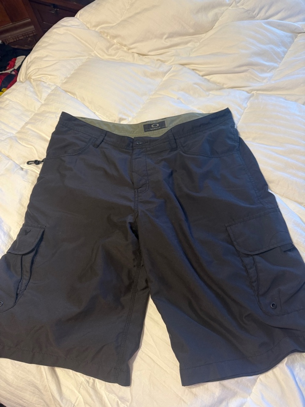 Oakley Men's Charcoal Gray Cargo Shorts - Utility Pockets size 38